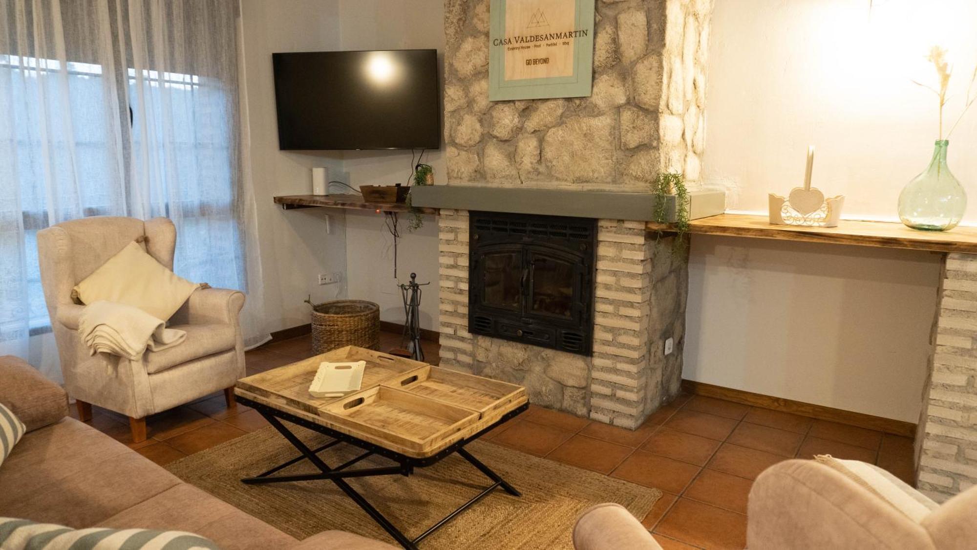 Casa Valdesanmartin - Country House, 10500Sqm, Pool, Paddel & Bbq El Tiemblo Exterior foto